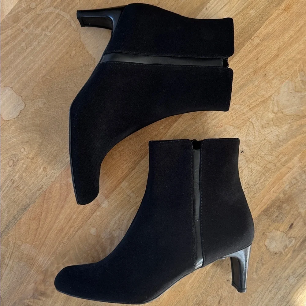 Stuart Weitzman Black Suede Leather Heeled Booties 10.5